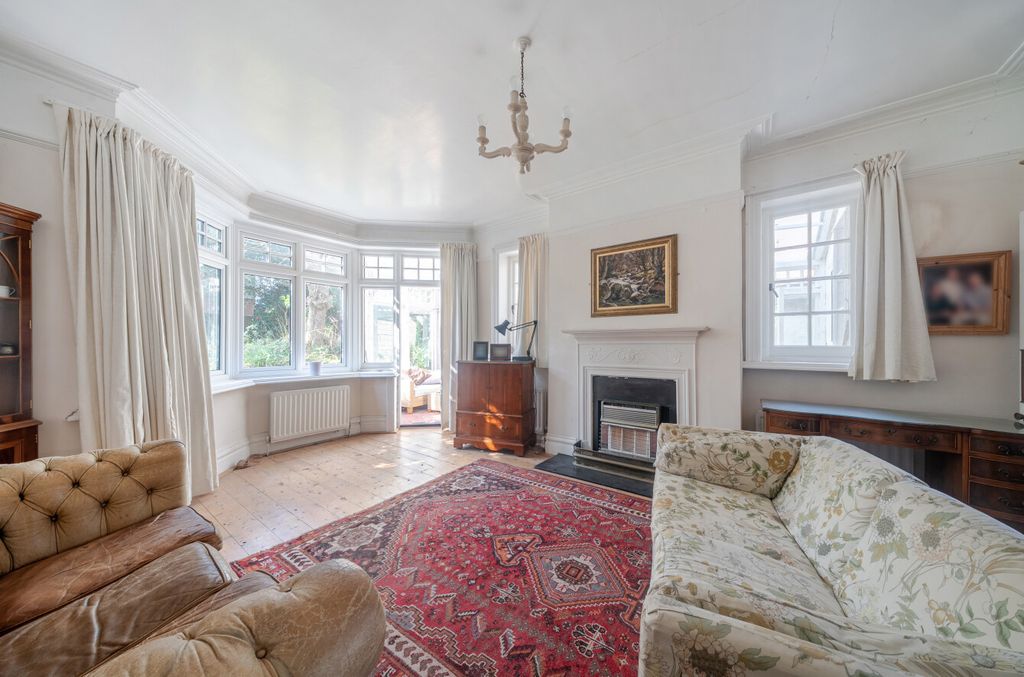 Additional image 5 of 5 bed detached house for saleBlenheim Avenue, Highfield, Southampton, Hampshire SO17