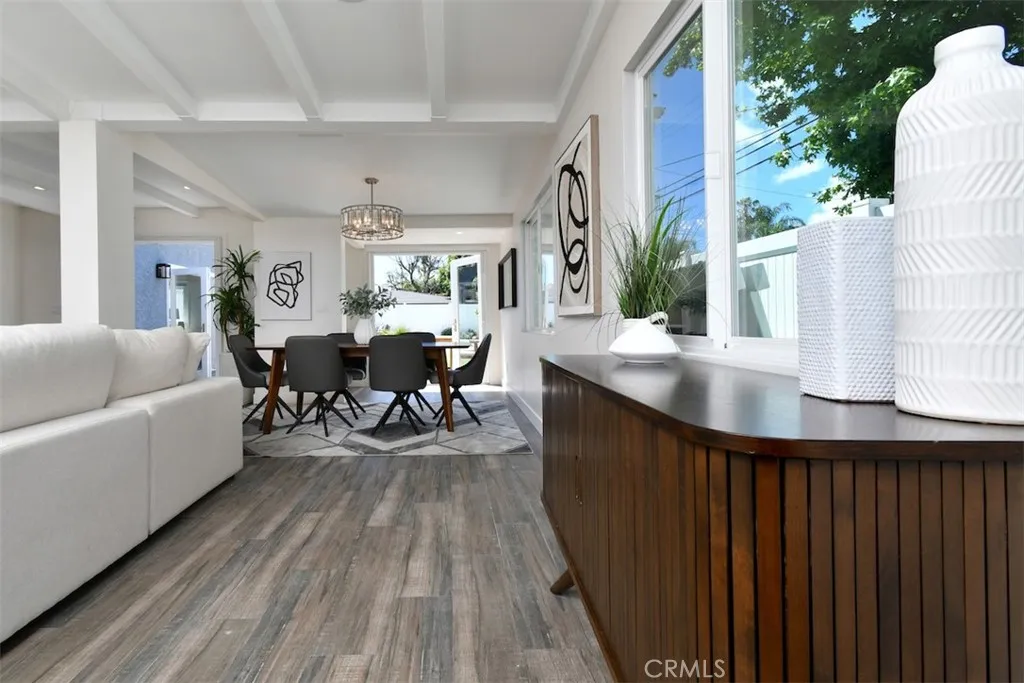 Additional image 15 of 15576 Hesby St, Encino, CA 91436