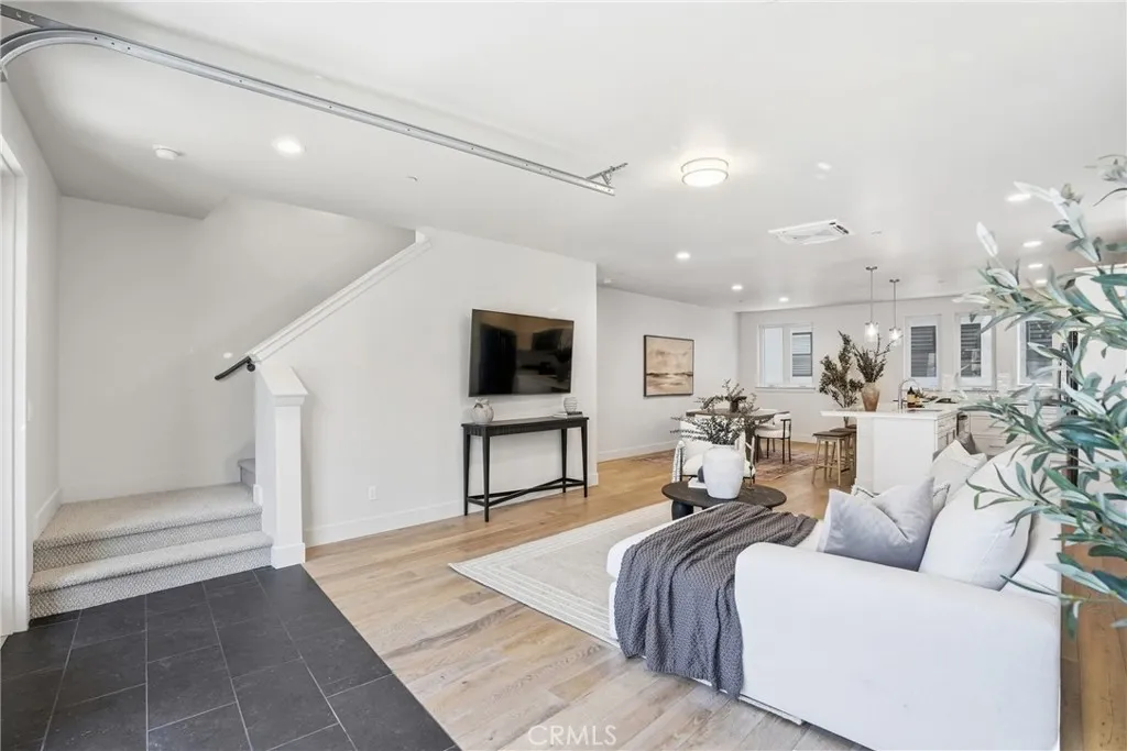 Additional image 63 of 2460 Victoria Ave Unit 104, San Luis Obispo, CA 93401