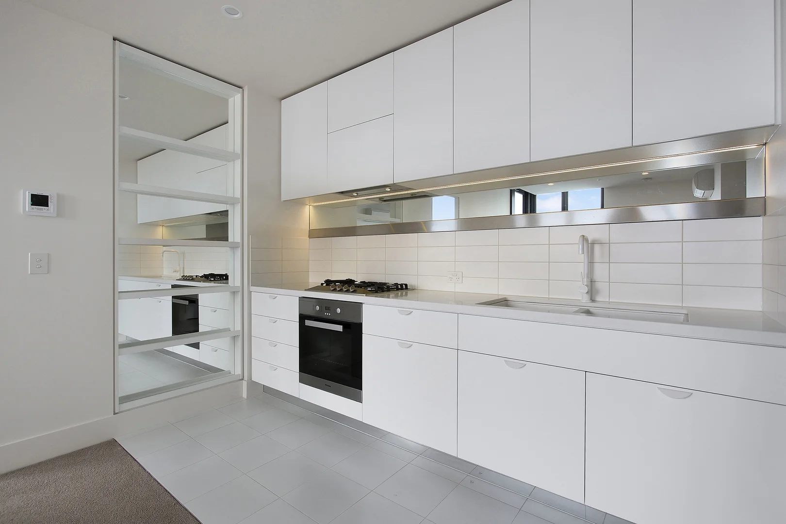 Additional image 2 of 3111/500 Elizabeth Street, Melbourne VIC 3000
