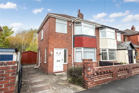 West Avenue, New Moston, Manchester, Greater Manchester M40