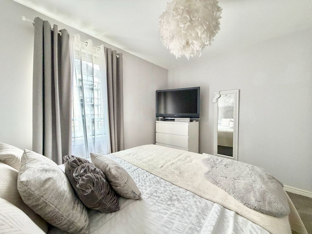 Additional image 13 of 2 bed flat for saleCrookston Court, Larbert FK5