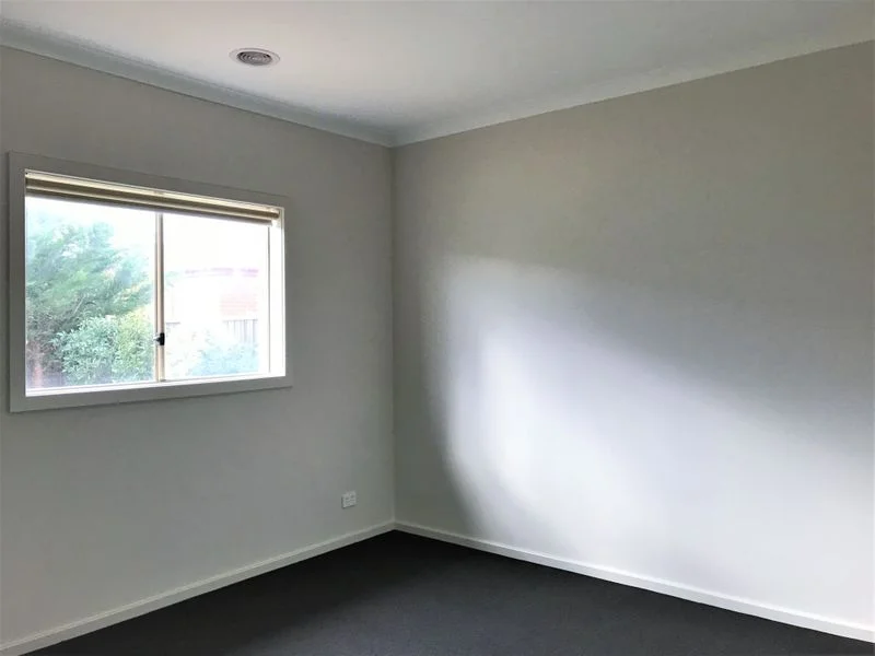 Additional image 4 of 2 Elatus Place, Brookfield VIC 3338