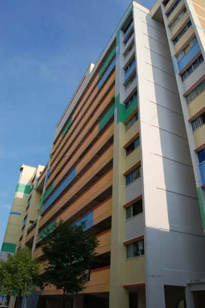 437 Tampines Street 43 photo 5