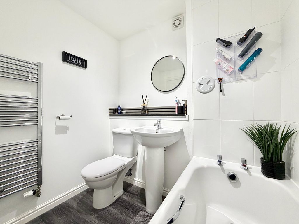 Additional image 19 of 2 bed flat for saleCrookston Court, Larbert FK5