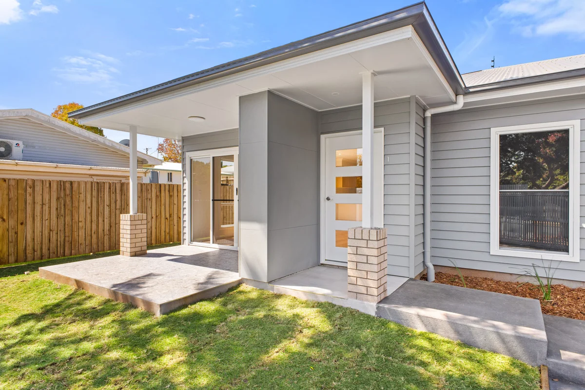 1/238 Mackenzie Street, Rangeville QLD 4350