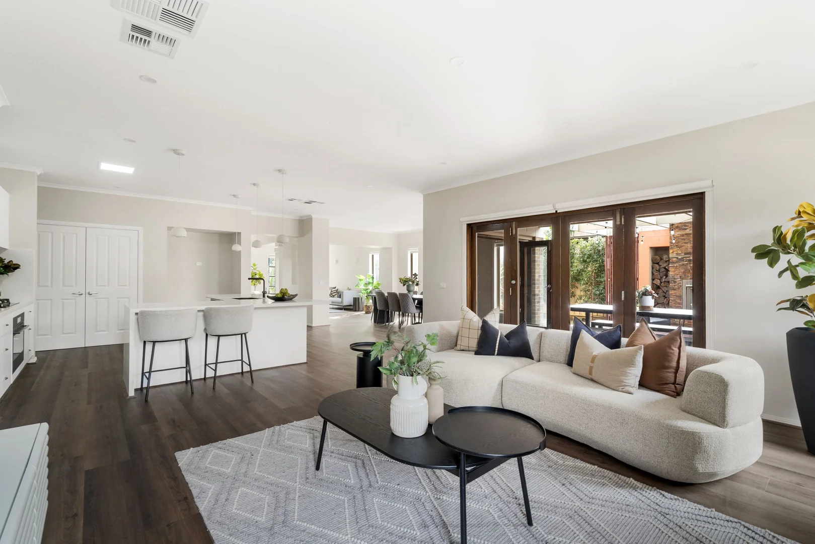 Additional image 7 of 6 Selwyn Close, Caroline Springs VIC 3023