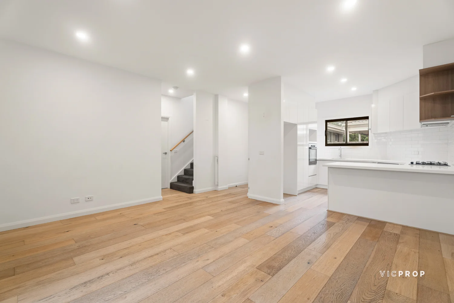 Additional image 2 of 3/24 Pennell Avenue, St Albans VIC 3021