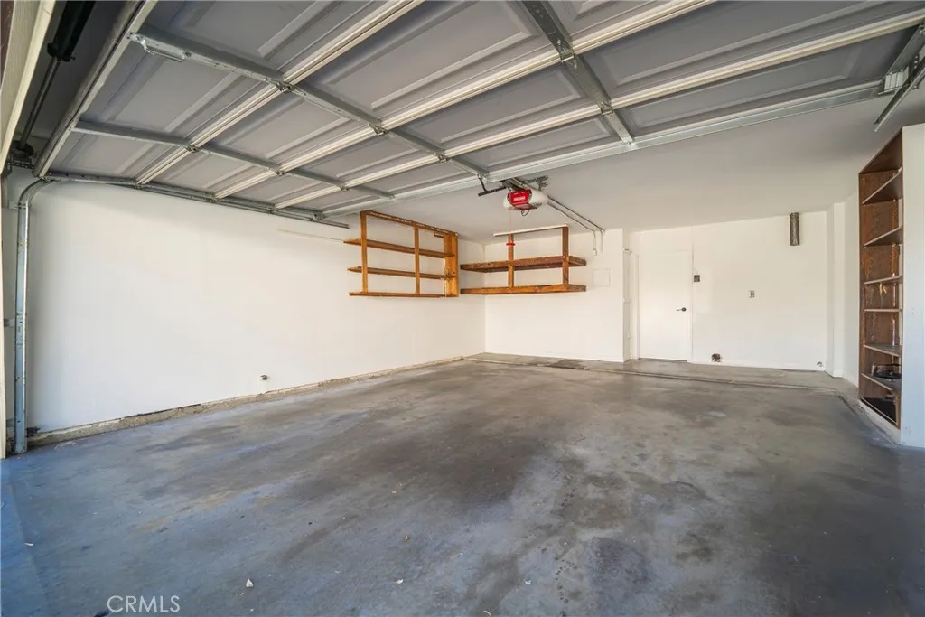 Additional image 94 of 8120 Canby Ave #6, Reseda, CA 91335