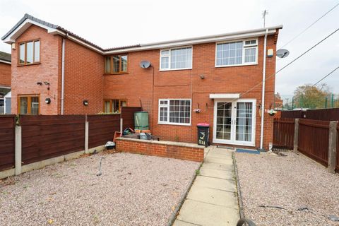 Bell Terrace, Eccles M30