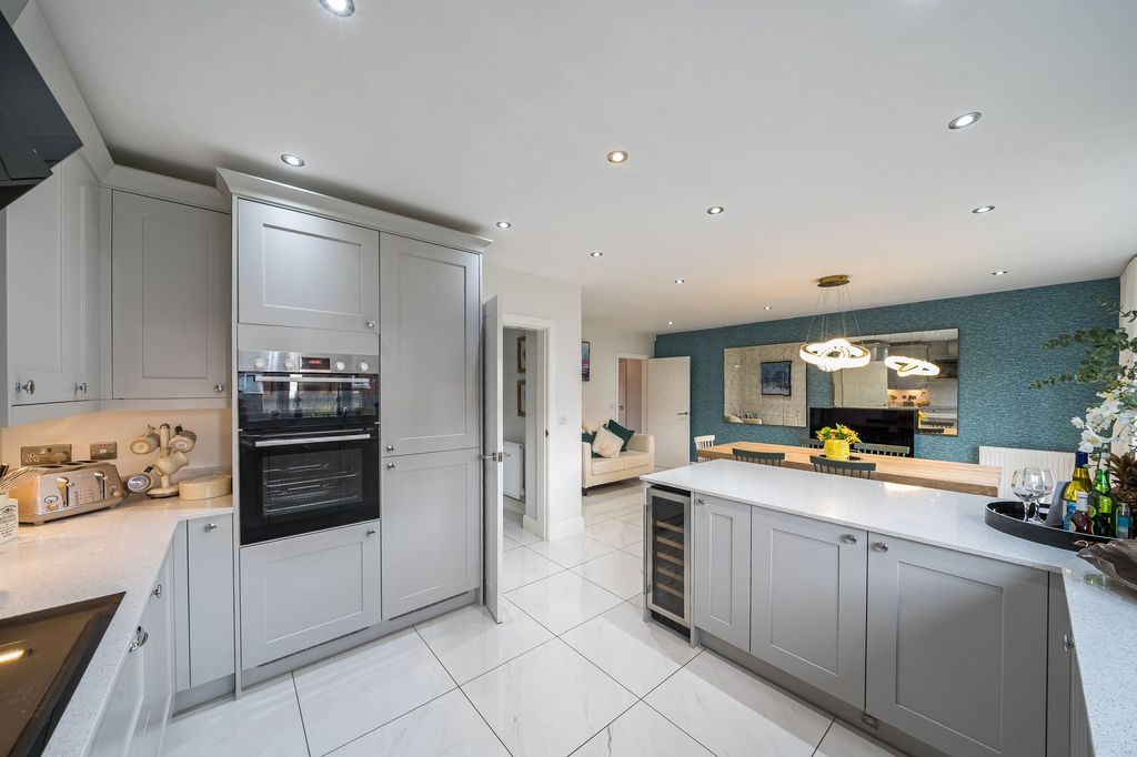 Additional image 13 of 5 bed detached house for saleWillow Drive, Harrogate HG3