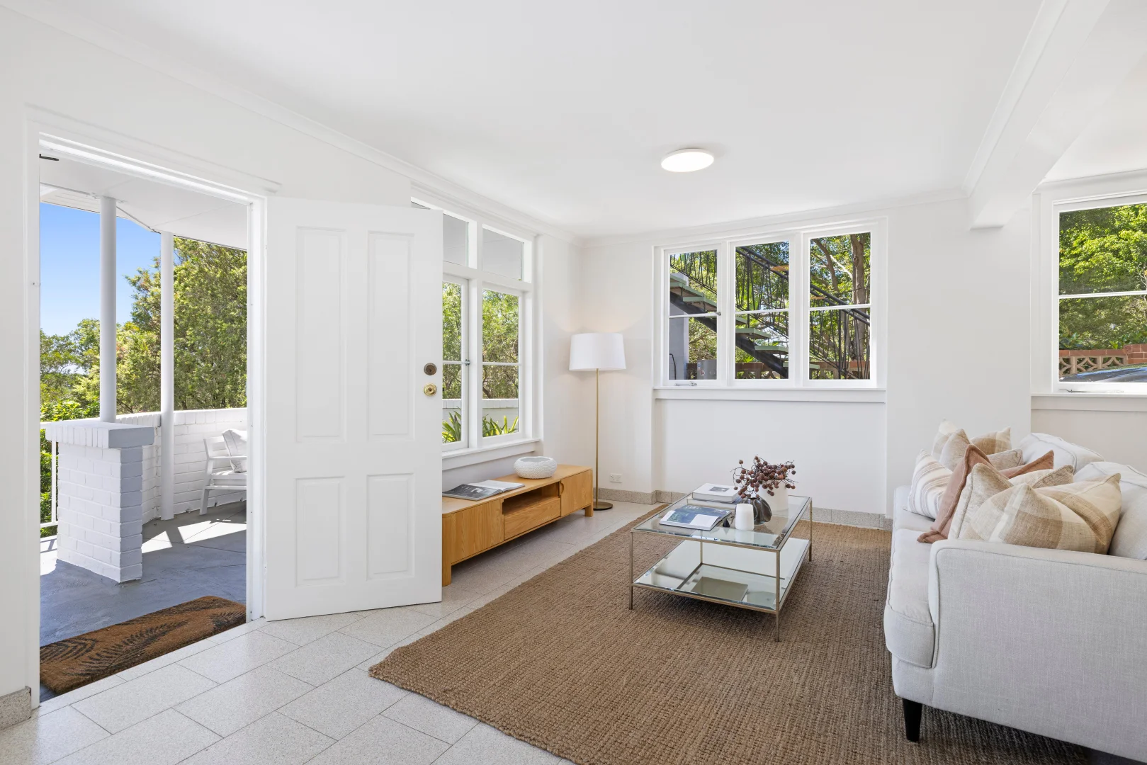 2/15 High Street, Dee Why NSW 2099 photo 2