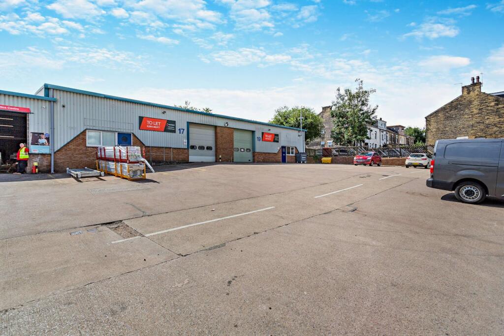 Additional image 5 of Fieldhead Business Park, Great Russell Court, Fieldhead Business Park, Bradford, BD7 1LW