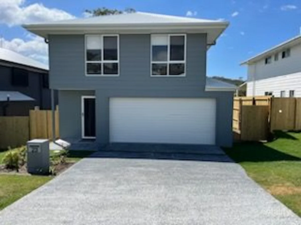 23 Niche Glade Circuit, Maudsland QLD 4210