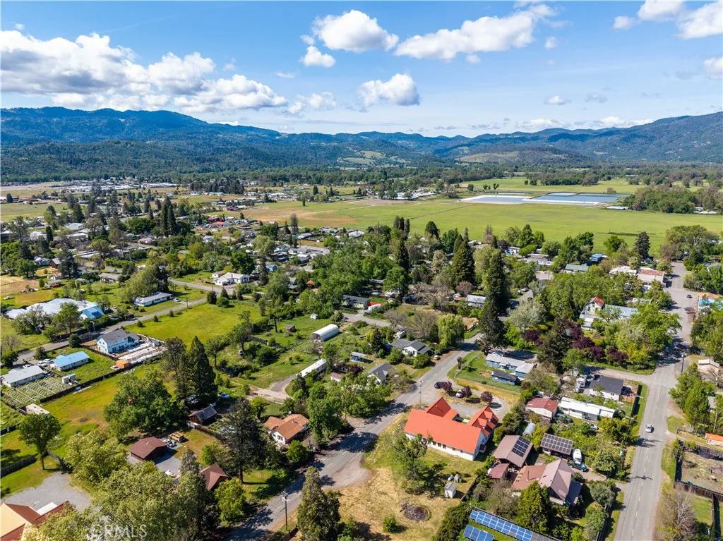 Additional image 7 of 76260 Perry St, Covelo, CA 95428