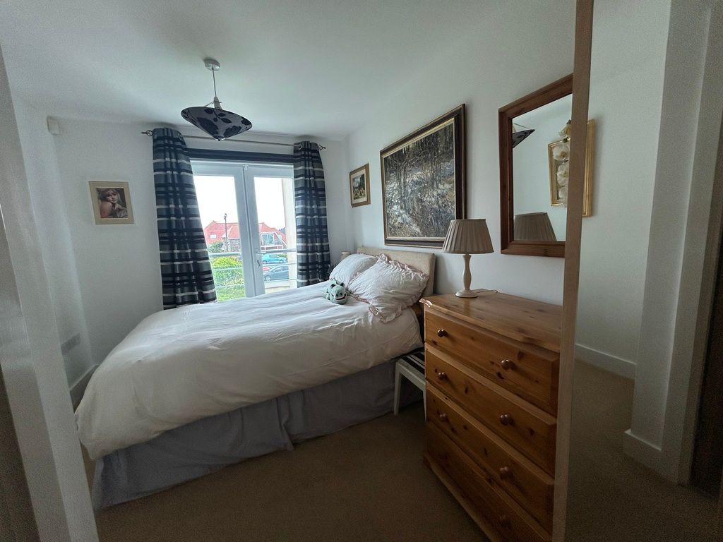Additional image 17 of 2 bed flat for saleCove House, Locks Common Road, Porthcawl CF36