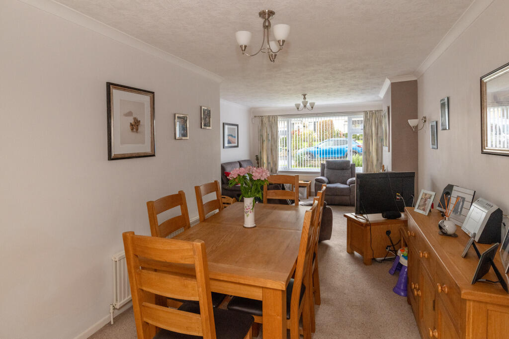 Longdale Avenue, Settle, North Yorkshire, BD24 photo 4