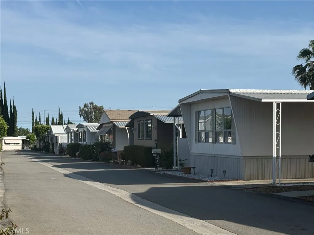 Additional image 2 of 8801 Eton Avenue Unit 35, Canoga Park, CA 91304