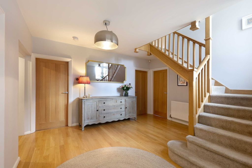 Additional image 6 of 5 bed detached house for saleWestfield Road, Beaconsfield HP9