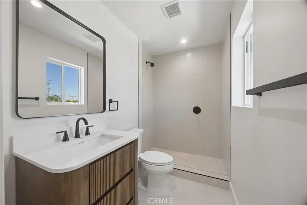 Additional image 80 of 1154 W 67th St, Los Angeles, CA 90044
