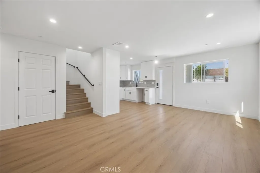 Additional image 12 of 1154 W 67th St, Los Angeles, CA 90044