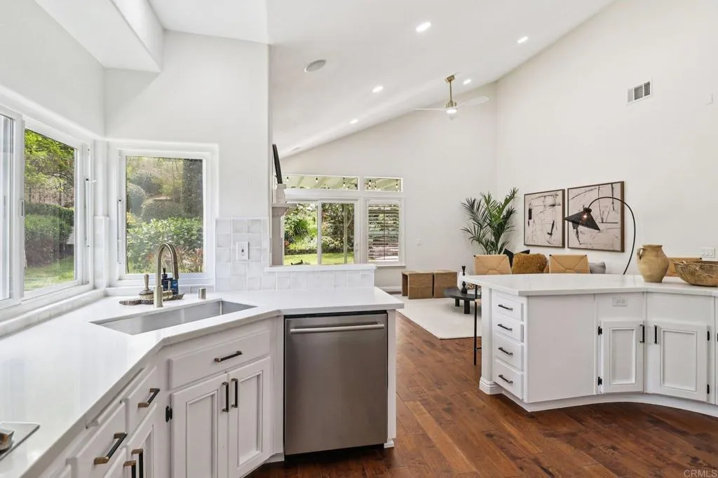 Additional image 19 of 1747 Crescent Knolls Gln, Escondido, CA 92029