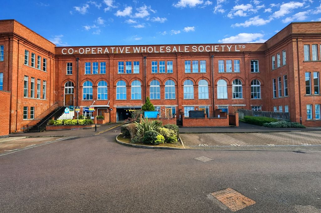 1 bed flat for saleWheatsheaf Court, Wheatsheaf Way, Leicester LE2