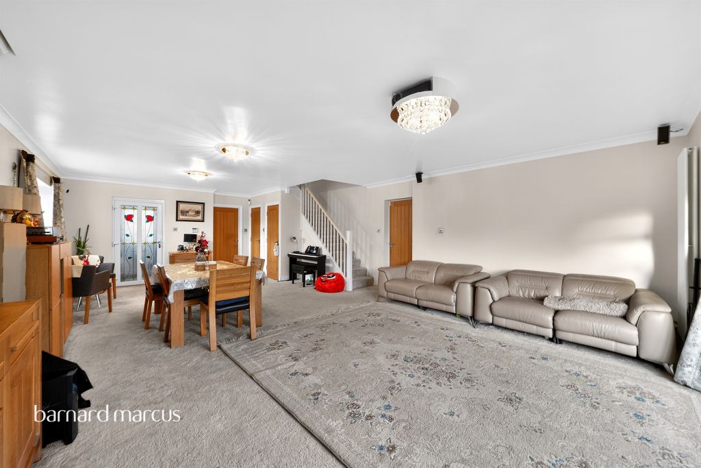 Additional image 2 of 6 bed detached house for saleHereford Road, Feltham TW13