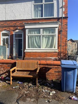 Grassfield Avenue, Salford M7