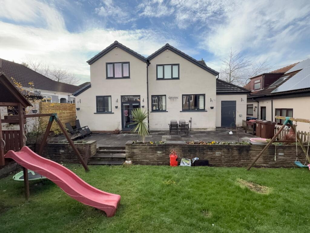 Radfield Drive, Off Rooley Crescent, Bradford, BD6
