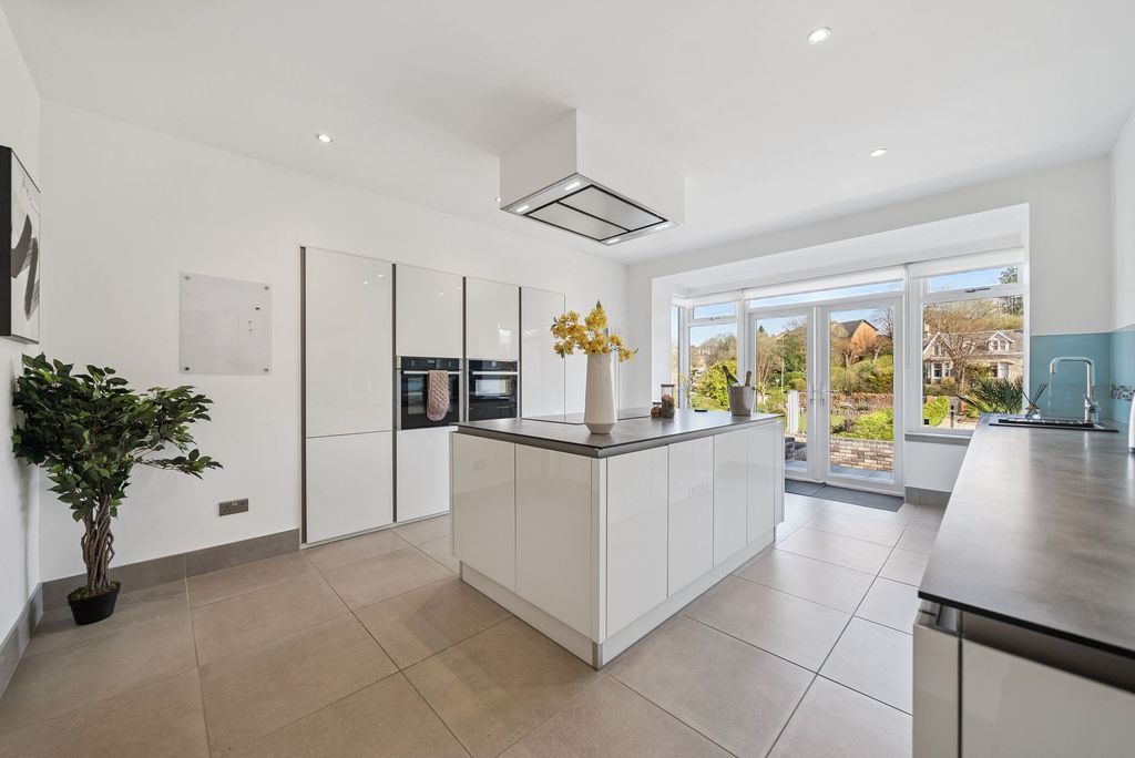 Additional image 9 of 5 bed detached house for saleStirling Drive, Bearsden G61