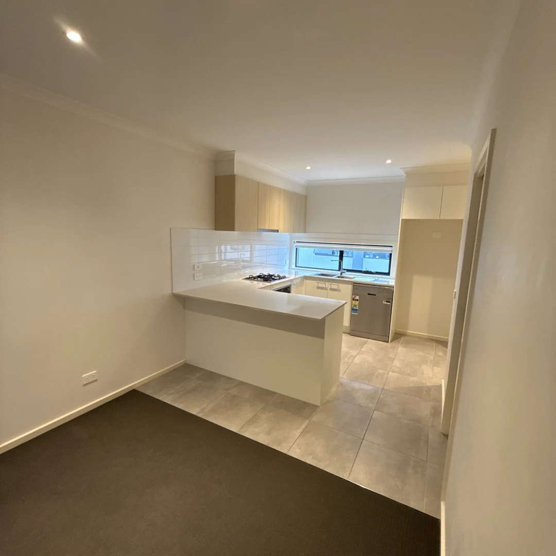 Additional image 2 of 36 Rubus Way, Pakenham VIC 3810