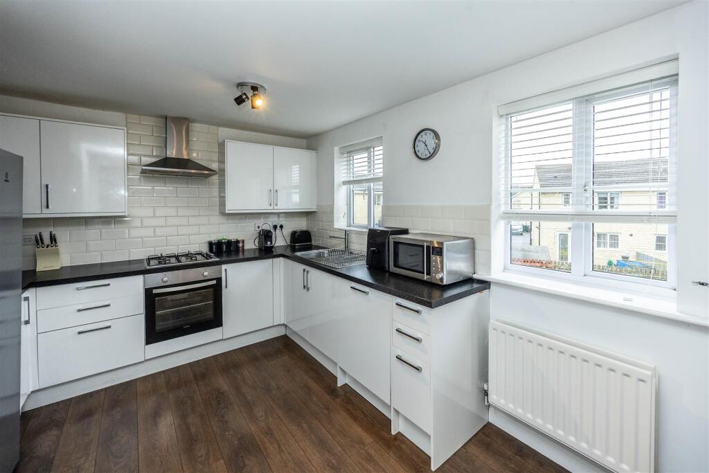Additional image 7 of Yateholm Drive, Bradford