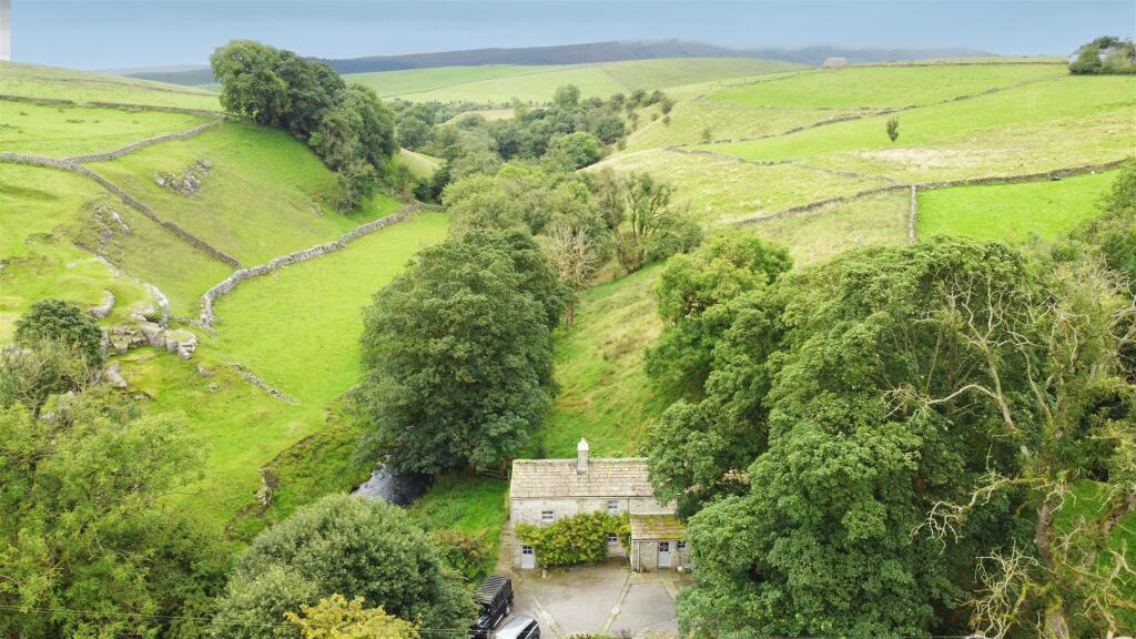 Additional image 61 of Dibbles Bridge Cottage and Annexe, Hartlington, Skipton