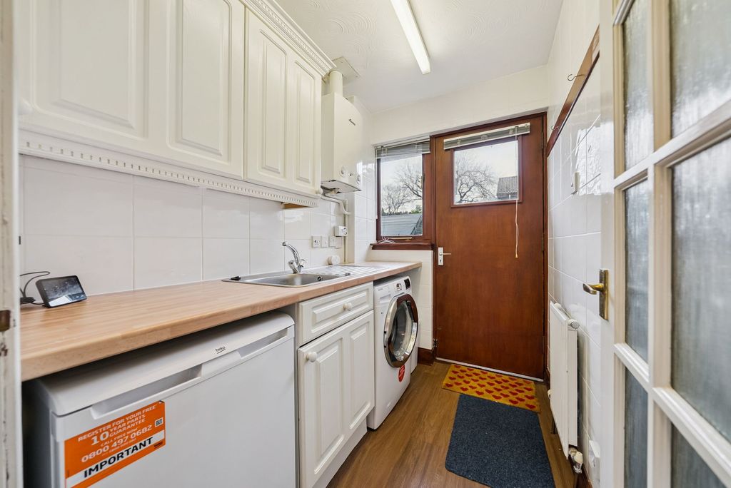 Additional image 11 of 2 bed detached house for sale14 East Argyle Street, Helensburgh G84