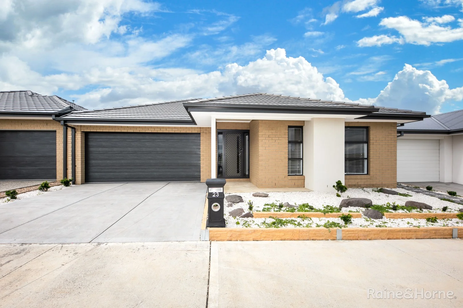 23 Vilana Drive, Sunbury VIC 3429