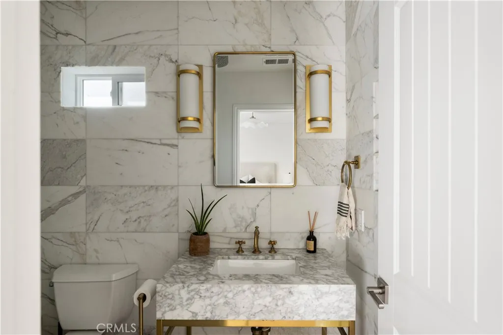 Additional image 54 of 2620 Riverside Drive, Costa Mesa, CA 92627