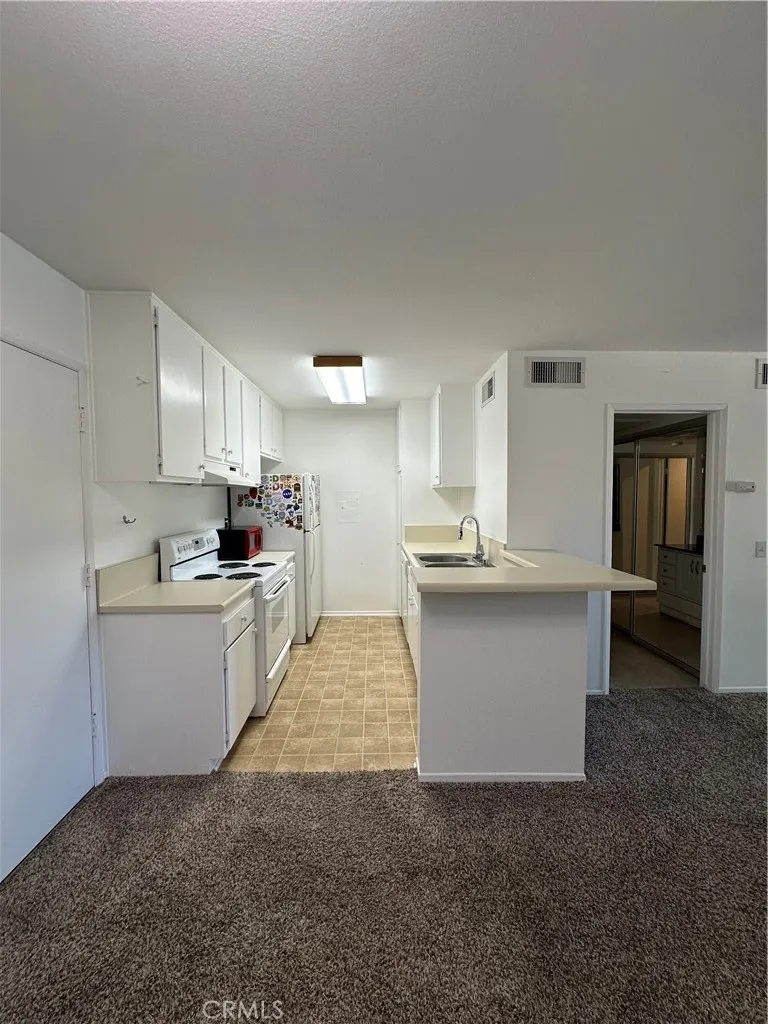 Additional image 35 of 23515 Lyons Ave Unit 219, Valencia, CA 91355