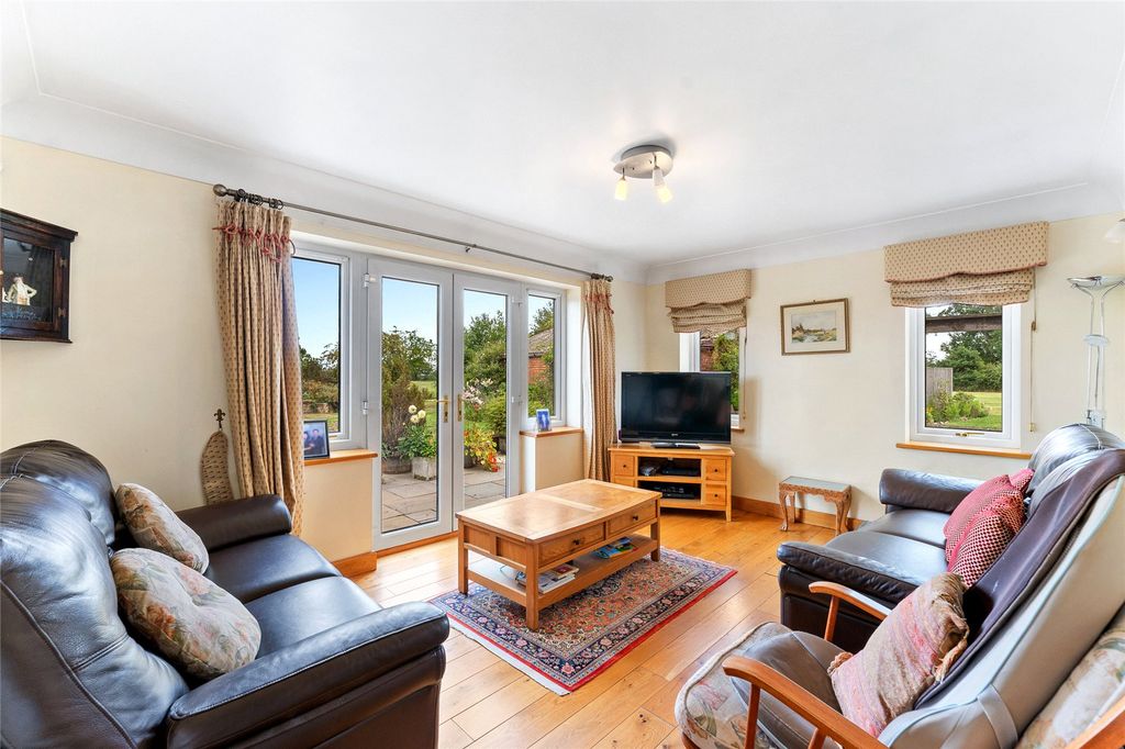 Additional image 11 of 5 bed detached house for salePark Lane, Rossett, Wrexham LL12