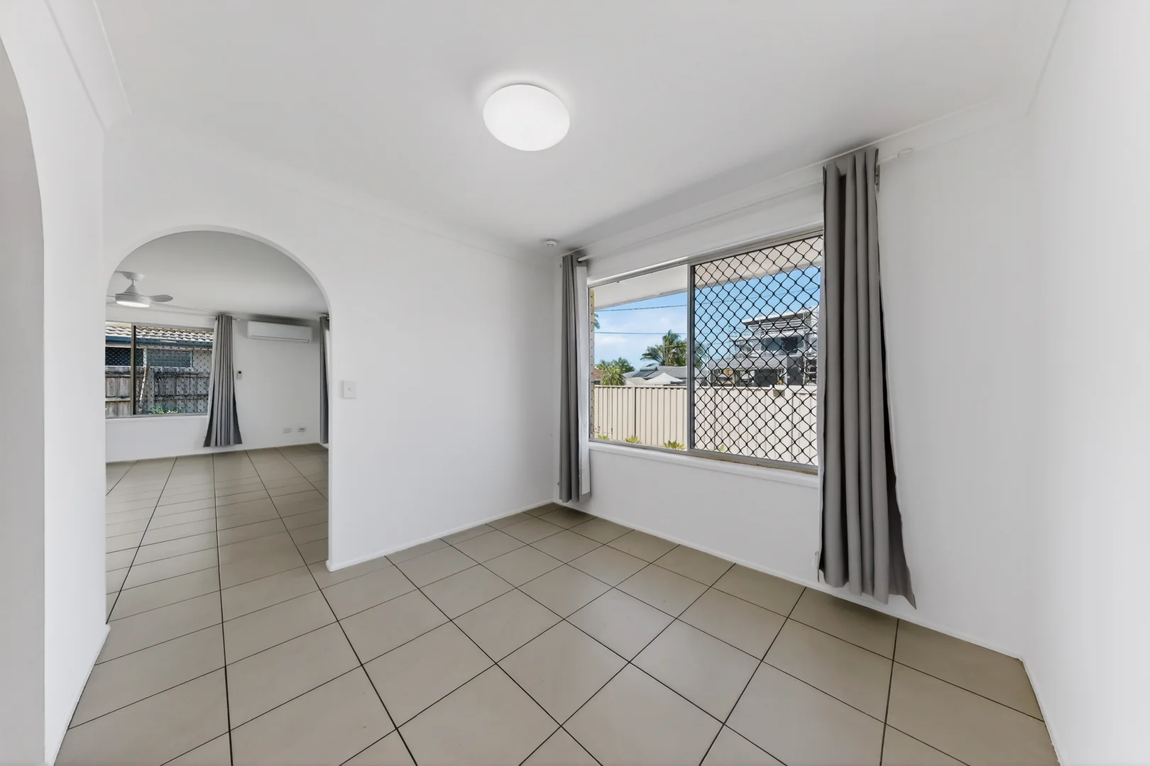 Additional image 6 of 15 Birigun St, Mermaid Waters QLD 4218