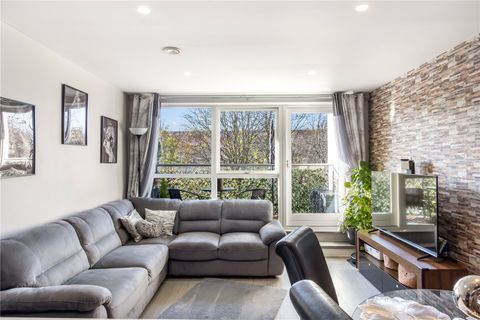 Weld Place, London N11