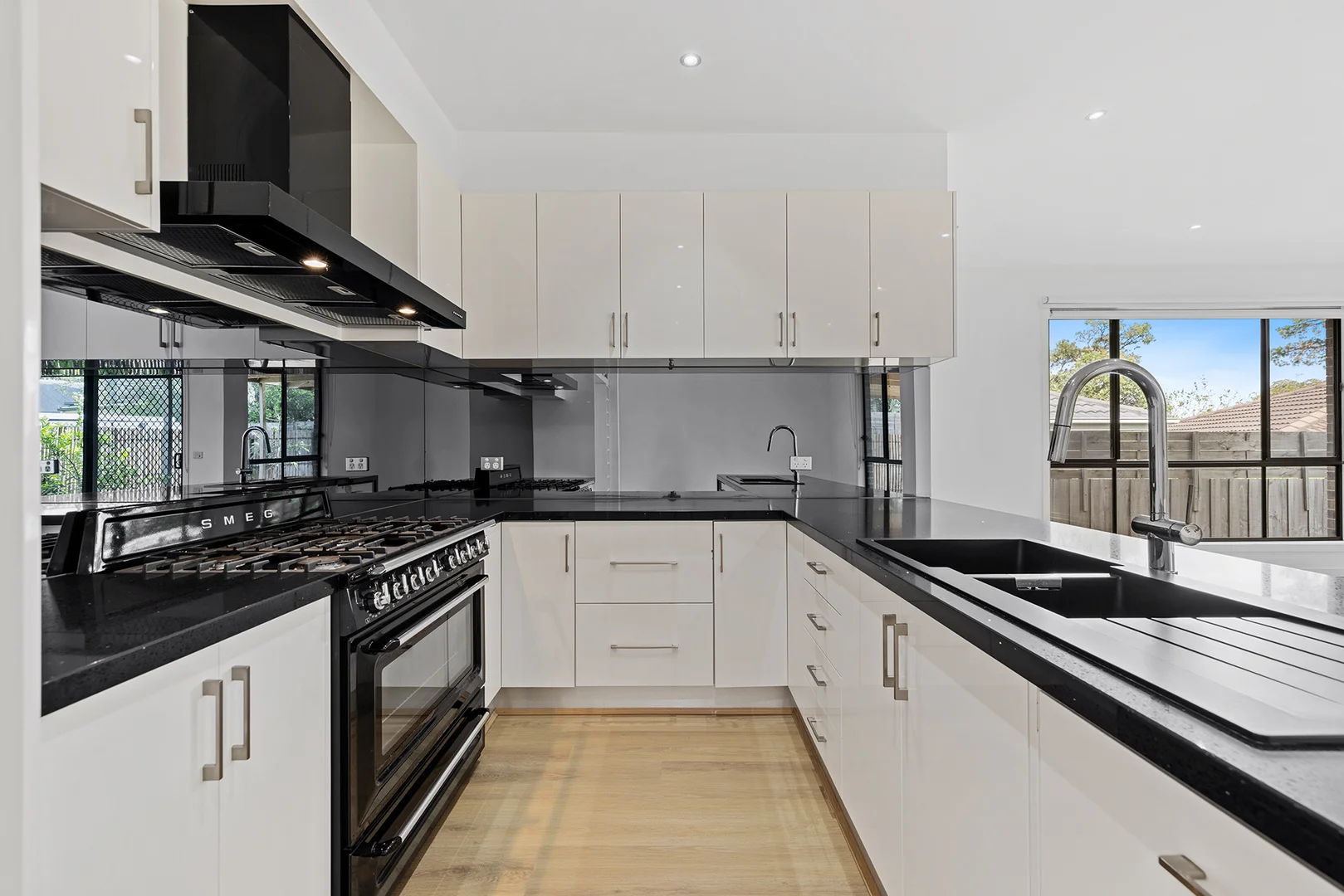 Additional image 4 of 2/12 Moore Avenue, Croydon VIC 3136