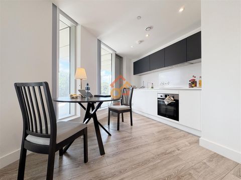 11 Silvercroft Sreet, Manchester M15