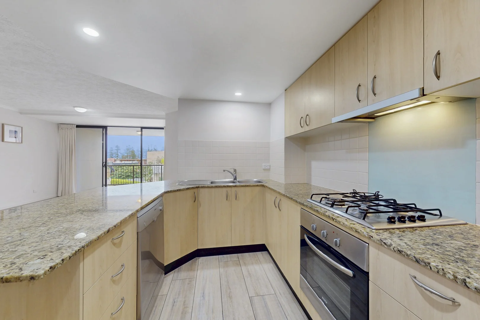 Additional image 4 of 39/4 Park Avenue, Burleigh Heads QLD 4220