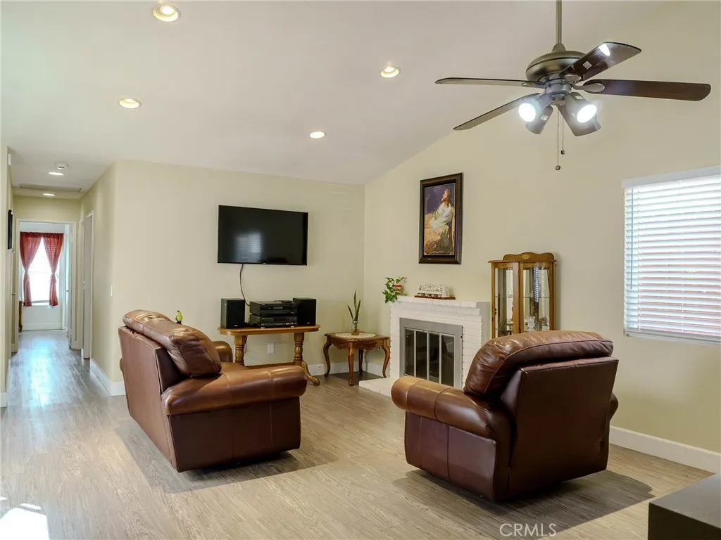 Additional image 27 of 11538 Larchwood Dr, Fontana, CA 92337