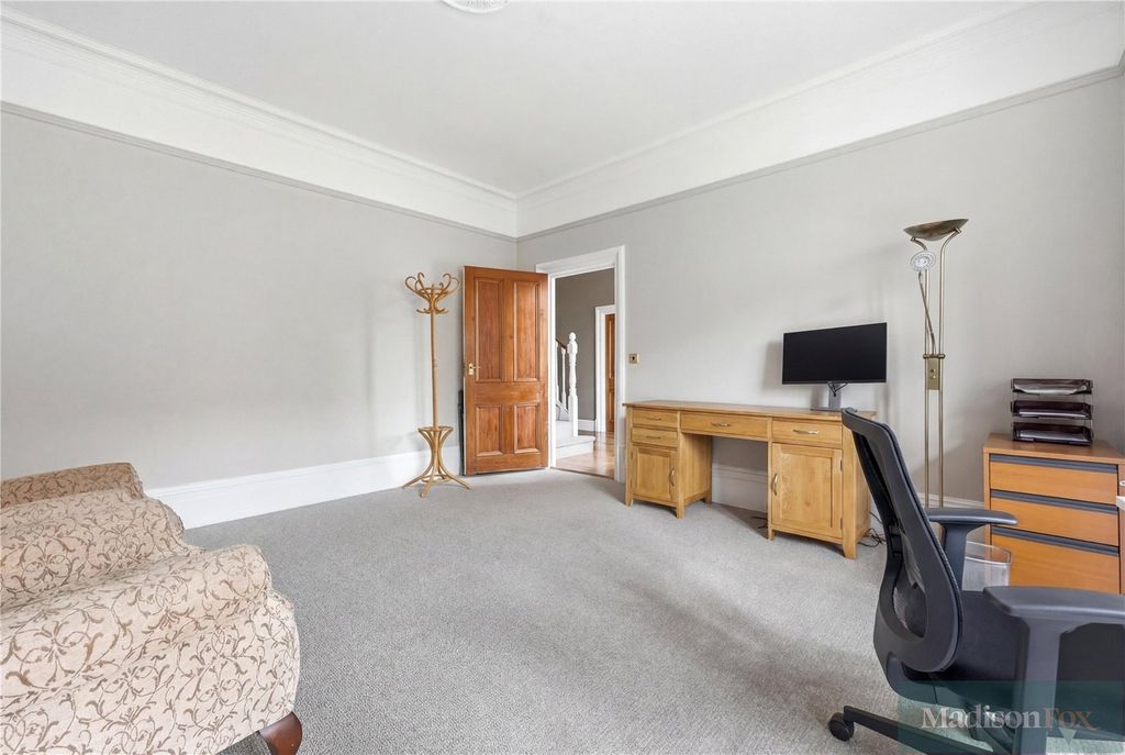 Additional image 11 of 7 bed semi-detached house for saleHigh Road, Loughton, Essex IG10