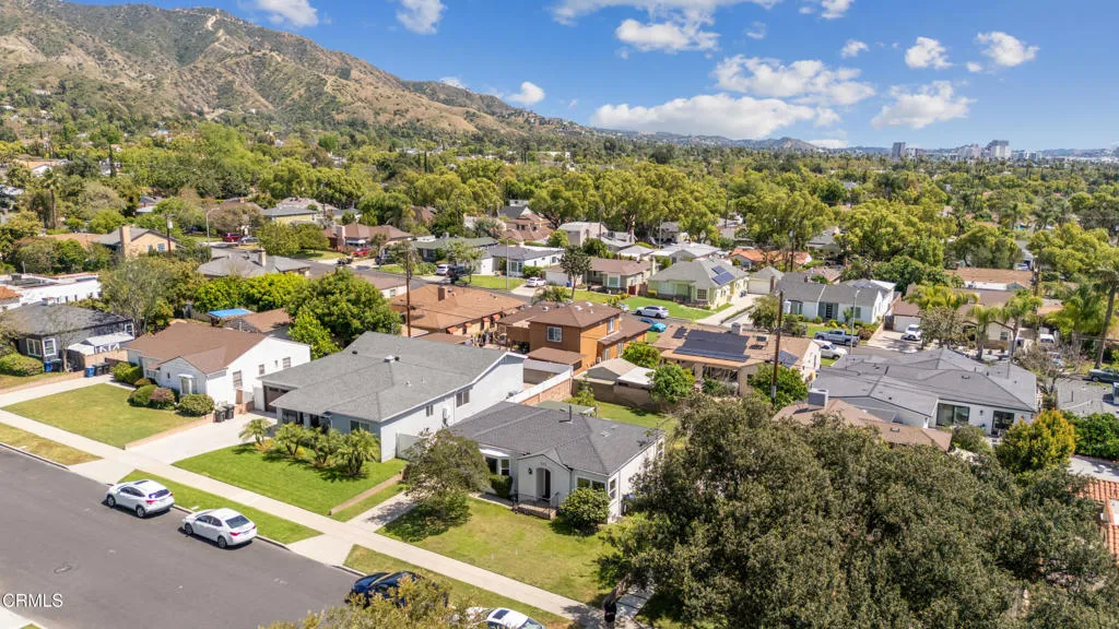 Additional image 22 of 640 E Elmwood Avenue, Burbank, CA 91501