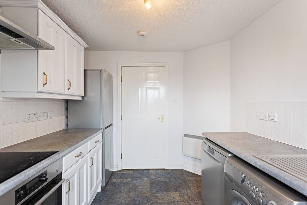 Additional image 4 of 3 bed flat for saleCanavan Court, Falkirk FK2