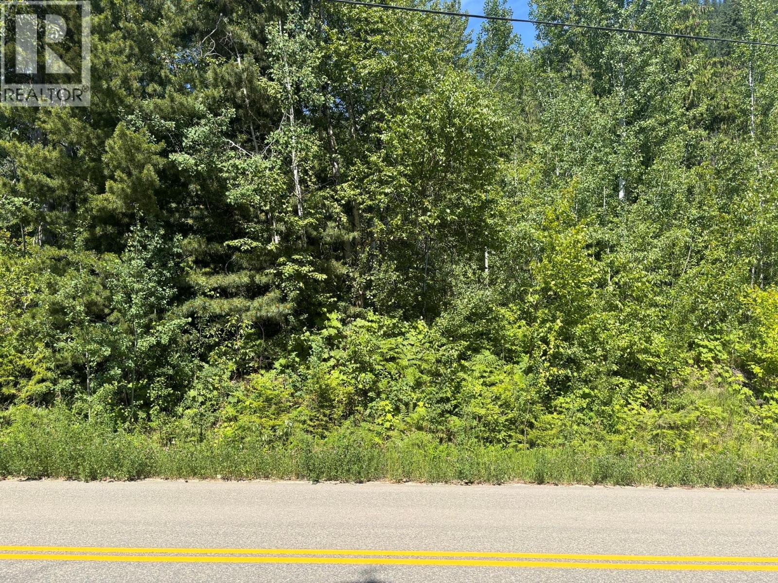 Lot 68 Squilax-Anglemont Road