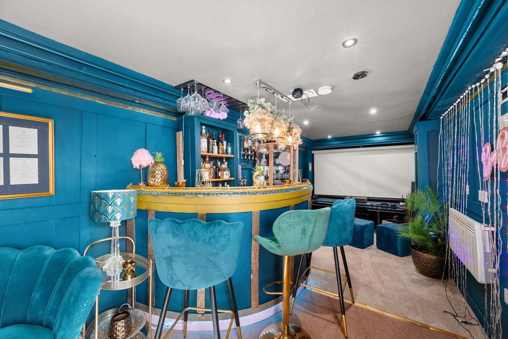 Additional image 30 of 7 bed semi-detached house for sale15 West Park Road, West End, Dundee DD2